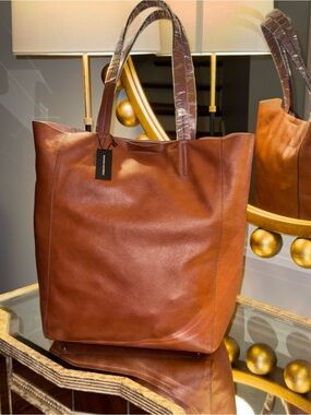 Banana Republic Ashbury Tote Cognac Brown